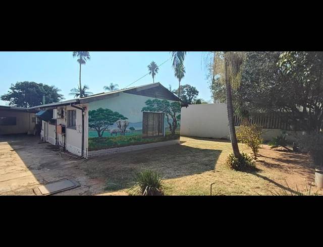 5 BEDROOM HOUSE FOR SALE IN PRETORIA GARDENS
